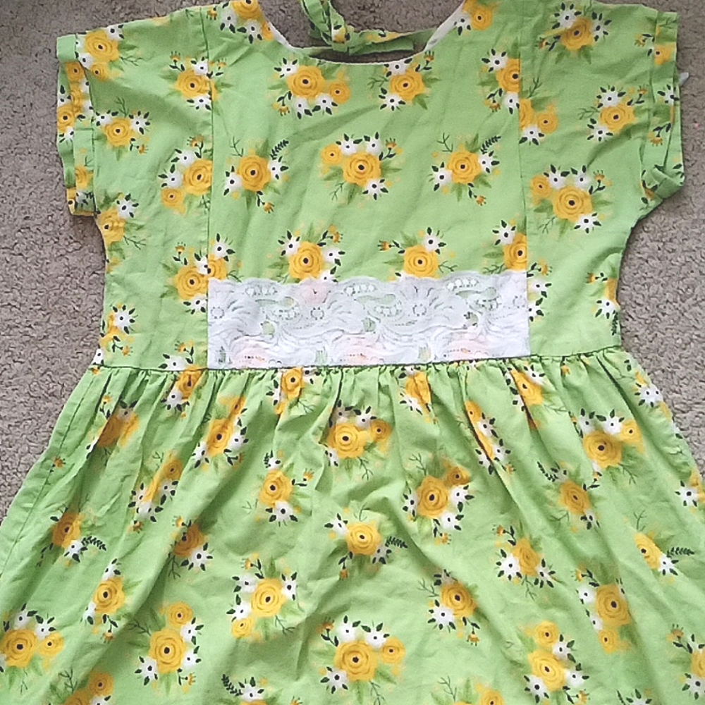 Evie& Lizzie custom made dress